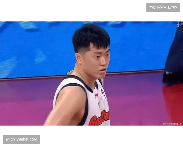 张皓嘉关键时刻命中救命三分 完成自我救赎助广东止跌